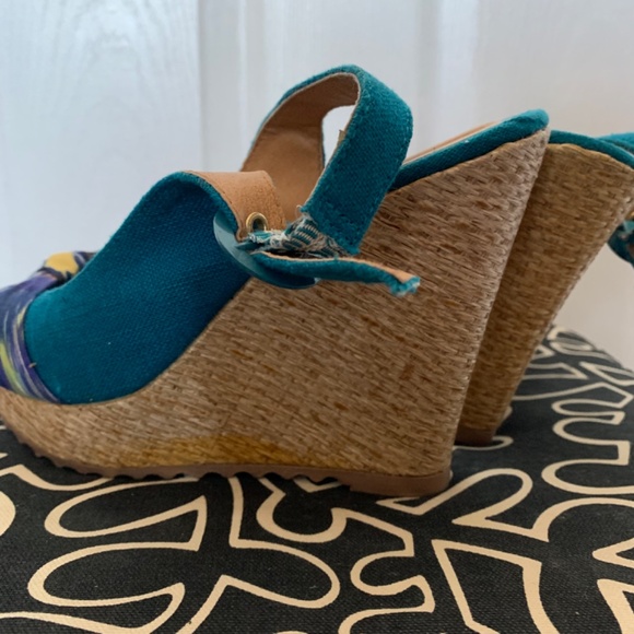 Charlotte Russe - Blue Wedges - Picture 4 of 5